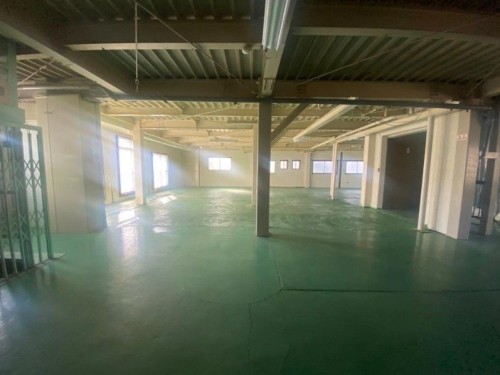 【大阪府大阪市港区】大阪市港区築港3丁目266坪倉庫